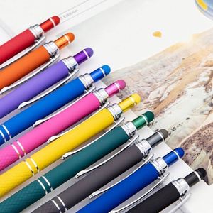 Stylo bille et stylet 2-en-1 personnalisé - Stylo métallique rétractable pour écrans tactiles, encre noire 1,0 mm, cadeau promotionnel idéal - Product Image 2