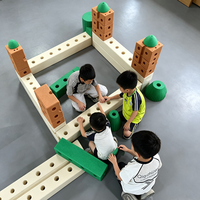 Blocs de construction modulaires, solution de jeu personnalisée pour les espaces de jeu des maternelles et des centres d'éducation préscolaire