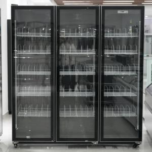 Réfrigérateur vertical à triple porte fabriqué <span class=keywords><strong>en</strong></span> Chine, armoire de présentation de boissons à refroidissement par air, étagères réglables, <span class=keywords><strong>vin</strong></span>, bière - Product Image 2