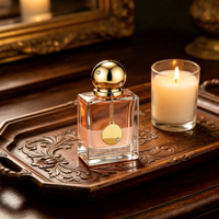 Eau de Parfum de Créateur Exquise - Capuchon Or Orné de Diamants, Flacon en Verre Dégradé, Parfum Opulent