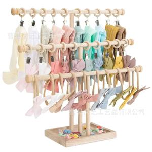 ชั้นวางอุปกรณ์จัดแต่งทรงผมไม้ 3 ชั้น แบบตั้งพื้น สำหรับเด็ก ที่เก็บกิ๊บติดผม ที่รัดผม จัดระเบียบและโชว์ได้อย่างเป็นระเบียบ - Product Image 1