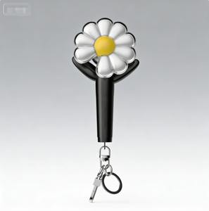 Llavero con Mini Luz LED Oficial de G-DRAGON, Edición Negra, Accesorio Portátil de K-pop, VIP Oficial de YG Entertainment, Mercancía 2023 - Product Image 1