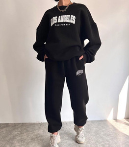 Service OEM Logo Personnalisé Produit Tendance Ensemble Imprimé Décontracté Femme Manches Longues Sweat et Pantalon de Survêtement - Product Image 3