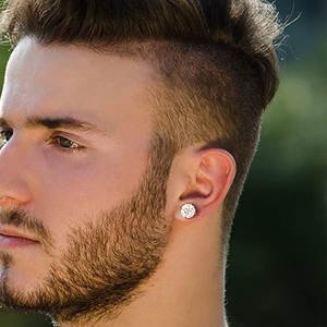 ต่างหูเพชรหรูหราทรงกลมเจียระไนแบบบริลเลียนท์ สี G เพชรสังเคราะห์เพาะเลี้ยงในห้องปฏิบัติการ ชุบทอง 18K เครื่องประดับงานแต่งงานสำหรับผู้หญิงแบบคลาสสิก - Product Image 4