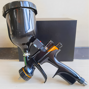 704521 <span class=keywords><strong>Pistola</strong></span> <span class=keywords><strong>de</strong></span> <span class=keywords><strong>Pintura</strong></span> <span class=keywords><strong>con</strong></span> Manómetro Digital, Vaso <span class=keywords><strong>de</strong></span> 600ml para Barniz y Boquilla <span class=keywords><strong>de</strong></span> 1.3mm, Neumática y a Batería - Product Image 1
