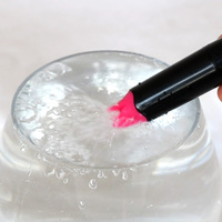 Wiederaufladbarer Sextoy Mini-Lippenstift-Vibrator aus Silikon mit Leiser Vibration Persönlicher Massager für Frauen Erwachsenen-Sexspielzeug zur Entspannung