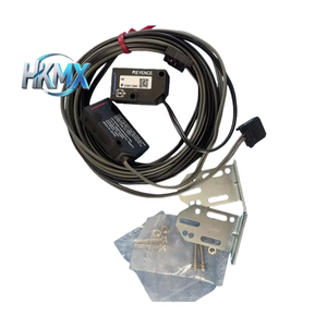 เซ็นเซอร์เลเซอร์ดิจิตอล KEYENCE LV-H100 แบบเจาะทะลุ ชนิดตรวจจับพื้นที่ ใช้สำหรับงานโลจิสติกส์และคลังสินค้า - Product Image 1