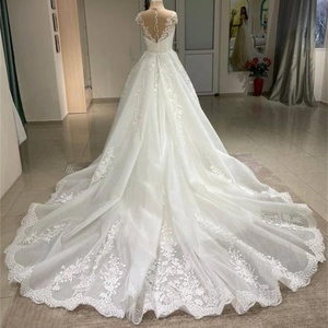 Robe de mariée de luxe détachable et amovible, style robe de bal, à imprimé floral, avec broderie en dentelle, <span class=keywords><strong>dos</strong></span> <span class=keywords><strong>nu</strong></span>, élégante, avec traîne balai/brosse - Product Image 2