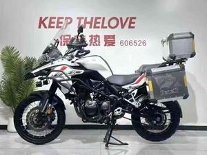 Motocicleta TRK502X de 500cc, Motor Bicilíndrico en Paralelo, Refrigeración por Agua, ADV, ABS, Alto Torque, Todoterreno, de Gasolina - Product Image 2