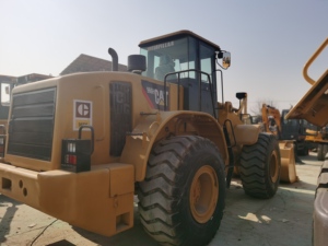 Chargeuse Caterpillar 966H d'occasion en excellent état, moteur d'origine CAT 966, grande capacité de godet, brise-roche - Product Image 1