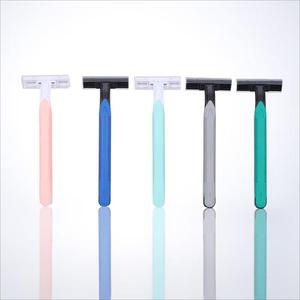 Disposable Twin <b>Blade</b> Men's <b>Razor</b> with Plastic Rubber Handle and Stainless Steel <b>Blade</b> - Product Image 1