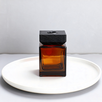 Bouteille diffuseur de parfum en verre ambré personnalisée de 100 ml, 150 ml, 200 ml, bouteille d'aromathérapie, diffuseur d'huile pour la pièce avec bouchon