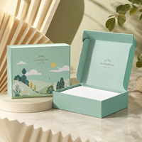 Boîte cadeau en papier kraft réutilisable avec logo personnalisé imprimé, doublure en éponge, petit MOQ, emballage d'expédition pour chaussures et vêtements