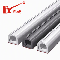 Goulotte de câblage flexible en PVC de haute qualité, découpe sur mesure, installation facile pour bureaux et commerces, taille personnalisable