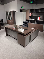 Meubles de bureau en vente chaude, bureau de direction en forme de L en panneau de bois pour villas, bureau d'angle de luxe moderne