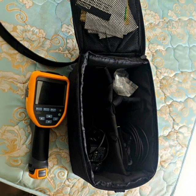 FLUKE TiS10 HANDY INFRARED THERMOGRAPHY CAMERA