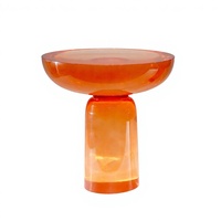 Table basse en résine époxy orange vif, design disque à bord large, pour espaces contemporains