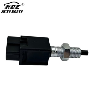 93810-22100 93810-26000 Interrupteur de feu stop en gros pour Hyundai Accent - Product Image 5
