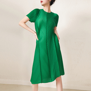 Miyake robe plissée femmes vêtements pour femmes de haute qualité conception ample texture robes mi-longues fabricant de vêtements - Product Image 1