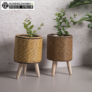 Maceta de Ratán con Patas de Madera, Macetero de Interior para Plantas, Tejido a Mano, Estilo Rústico, para Decoración del Hogar, Oficina u Hotel - Product Image 5