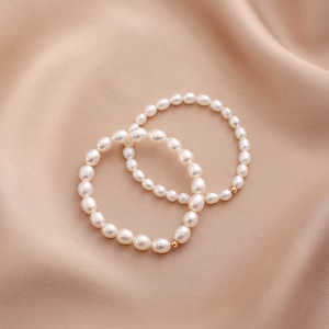 Bracelet en perles naturelles, design élastique - Product Image 4