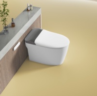 M2 Prix de gros Toilette intelligente de luxe avec réservoir, étanche IPX4, siège chauffant à commande au pied, fermeture douce et lumière nocturne