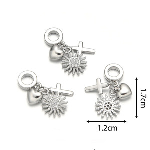 Dijes Colgantes de Plata Chapada en Oro de 18K con Triple Circonita Cúbica, Diseño de Cola de Ballena, Estrella, Concha, Tortuga, Sol y Corazón, para la Creación de Joyas - Product Image 5