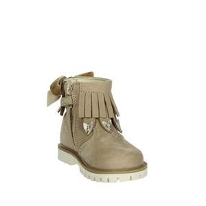 Botas Bajas para Niña Balducci Color Taupe con Detalle de Corazón y Flecos - Product Image 5
