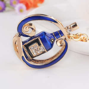 Mini vino artificial <span class=keywords><strong>wiskey</strong></span> decoración llaveros llavero bolso de mano coche mini vino <span class=keywords><strong>wiskey</strong></span> monedero encanto ornamento - Product Image 3