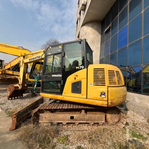 Excavadora de Orugas KOMATSU PC 70-8 de 7 Toneladas en Excelentes Condiciones, de Segunda Mano, con Bomba de Motor y Componentes Centrales Originales de Japón - Product Image 5