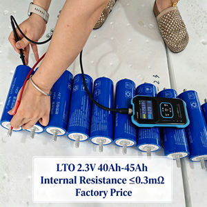 Batterie cylindrique Yinlong LTO 2.3V de qualité A, décharge pulsée 9C pour système audio <span class=keywords><strong>professionnel</strong></span> de voiture SPL et basses. - Product Image 6