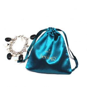 Pochette en satin vert et bleu avec cordon de serrage, réversible, pour bijoux et rouge à lèvres, emballage textile avec ruban pour cadeaux - Product Image 3