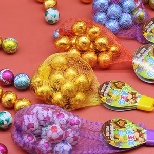 Tablero Colgante con Bolsillos en Forma de Balón de Fútbol para Snacks de Chocolate Sólido, Bolas de Chocolate Doradas para Niños, Uso en Supermercados - Product Image 2