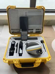 เครื่องมือสำรวจระบบ GNSS RTK รุ่น SOUTH G7Q ของ International Module พร้อมซอฟต์แวร์และเฟิร์มแวร์ SurvStar ที่สามารถอัปเกรดได้ - Product Image 1