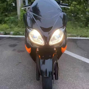 Forza 250 de <span class=keywords><strong>segunda</strong></span> <span class=keywords><strong>mano</strong></span> con asientos de lujo, transmisión automática y manual, control de crucero, adecuado para viajes de larga distancia. - Product Image 3