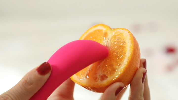 Pink Vibrating Rose Clitoral Stimulator - Rechargeable Waterproof Sex Toy  for Women with 10 Frequency Vibration
