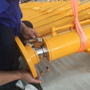 Cylindre d'outrigger puissant pour le nivellement de caravane, robuste, haute capacité de charge, vérin hydraulique à piston, longue durée de vie - Product Image 5