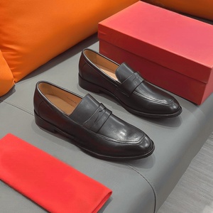 Mocasines de Alta Calidad, Modernos y a la Moda, Discretos y Lujosos, Tacón Bajo Antideslizante, Cómodos y Transpirables, Ferragamos - Product Image 1