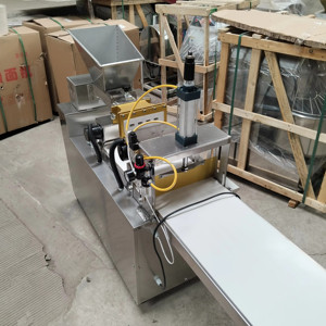 Machine industrielle automatique de formage de barres pour l'énergie nouvelle, découpeuse de pâte, extrudeuse personnalisable pour baguettes et pâte à pâtisserie - Product Image 4