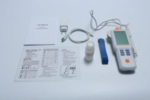 EC210E Handgehaltener Leitfähigkeitsmesser Wasserqualitätsmessgerät PH- & TDS-Meter Lange Akkulaufzeit-Design Einfach für den Einsatz im Freien - Product Image 2