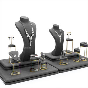 Ensemble de présentoirs à bijoux Shero de qualité supérieure, base en résine, doublure en microfibre, couleur personnalisée, solution de présentation de bijoux de luxe pour les magasins - Product Image 4