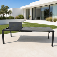 Table à manger extensible noire mate avec plateau à lattes croisées pour terrasse, jardin, cour arrière et divertissements en plein air