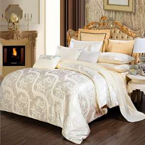 Luxuriöse Bettwäsche-Sets, Lila Farbe 4-teilige Bettwäsche-Sets - Product Image 2