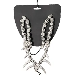 Aksesori Halloween Dekorasi Kalung Tengkorak dengan Tulang Silang Dibuat dari Kostum Pesta Plastik