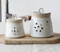 Pot à ail en céramique blanche rustique, perforé, compatible micro-ondes, pour le rangement en cuisine