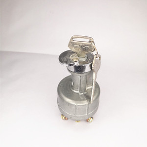 Interruptor de encendido ISC-20 con llave de aluminio para tractores, vehículos agrícolas, camiones y cortadoras de césped - Product Image 2