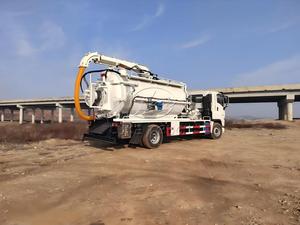 รถบรรทุกฉีดน้ำแรงดันสูง ISUZU พร้อมกับรถดูดสิ่งปฏิกูลแบบสุญญากาศ Italy Roots, รถขนส่งถังบำบัดน้ำเสีย, รถขุดไฮโดร - Product Image 4