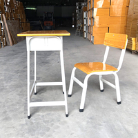 Chaises de bureau en plastique en métal traditionnelles et modernes pour étudiants et enseignants pour une utilisation en atelier scolaire