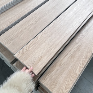 Vente en gros de planches de vinyle rigides Unilin Click de 5 mm, 100% imperméables, revêtement de sol SPC pour projets commerciaux - Product Image 4