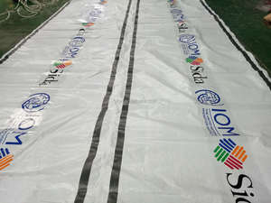 Impression couleur complète, bâche en polyester flexible, tissu pour bannière, filet tricoté pour emballage de balles, filet pour <span class=keywords><strong>ensilage</strong></span> de foin - Product Image 6